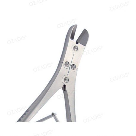 Multiplied side cutting plier