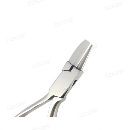 Plier for shaping